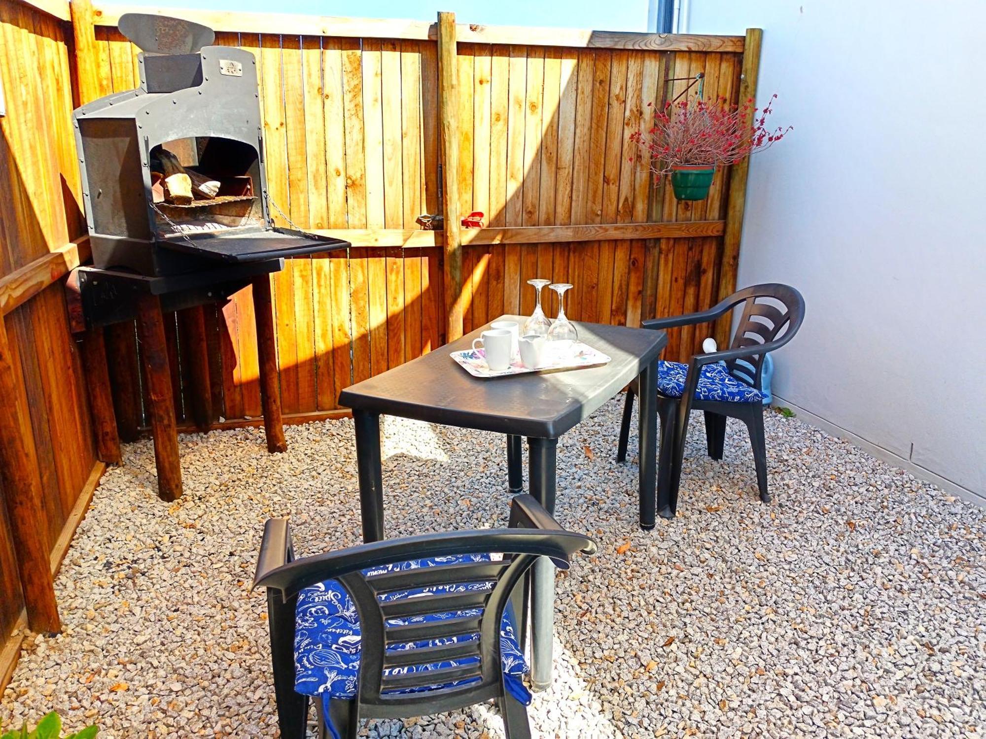 Silver Oaks Airbnb Лангебан Екстериор снимка